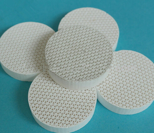Straight Hole Ceramic Honeycomb Filter Honeycomb Industrial Ceramic for Heat Storage